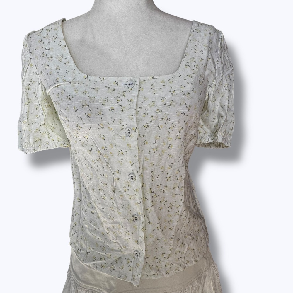 Floral Puff Sleeve Button Front Top Size 6 NWOT Cottage‎ Prairie Spring Feminine